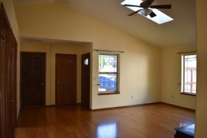 Room before window and door replacement